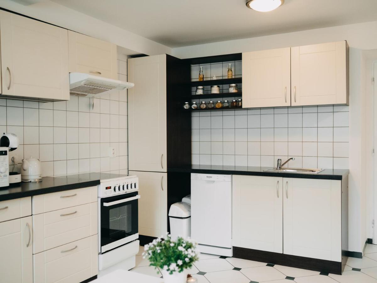 Cute Rooms اوسترافا المظهر الخارجي الصورة